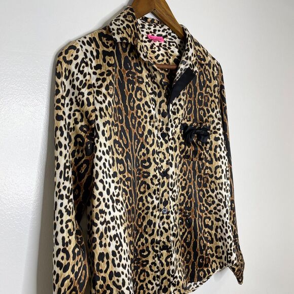 Betsey Johnson Cheetah Print Brown Silky Shirt Blouse Size Small Women’s - Picture 5 of 13
